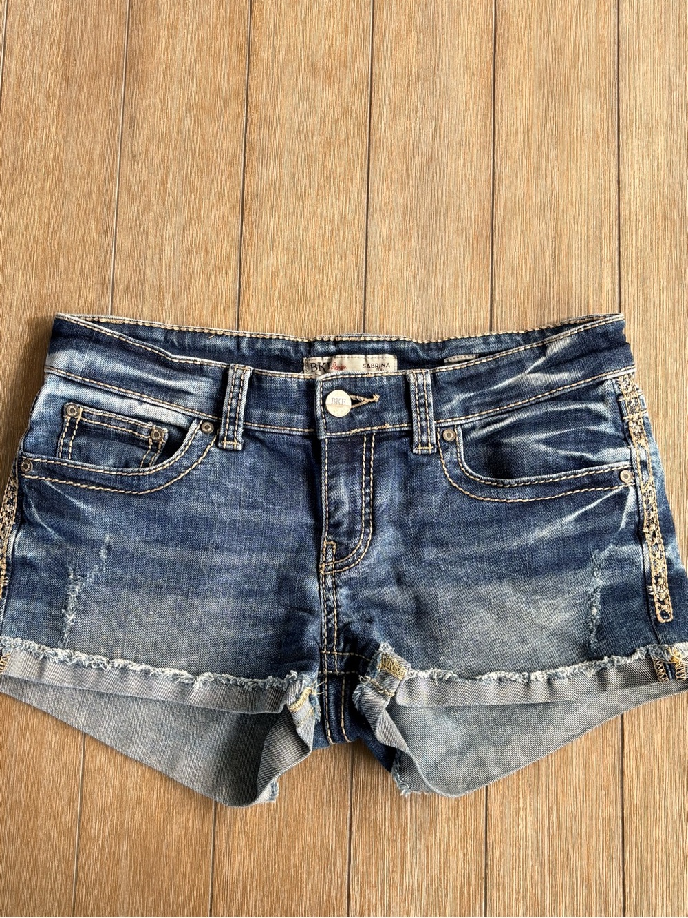 🌸BKE Women's Distressed Denim Jean Shorts - Blue🌸